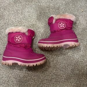 Toddler Girl Snow Boots Size 5/6 Pink Furry Winter snow